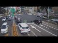 巨業客運撞進BRT站原因曝光　路口監視器：自小客車高速撞擊釀禍