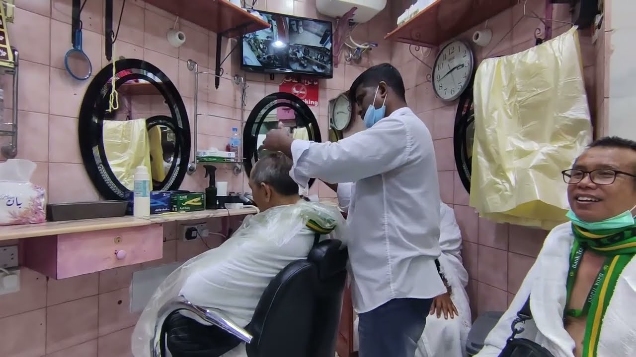 Umroh tengah malam, dan cukur botak di depan hotel - Umroh trip part 16