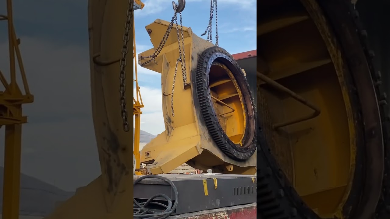 Unboxing a tower crane from china ! 