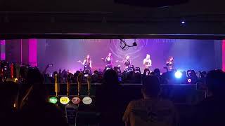 Everglow - Untouchable Live London