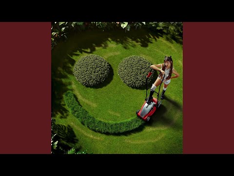Nina Chuba & makko - Fucked Up feat. makko (feat. makko)
