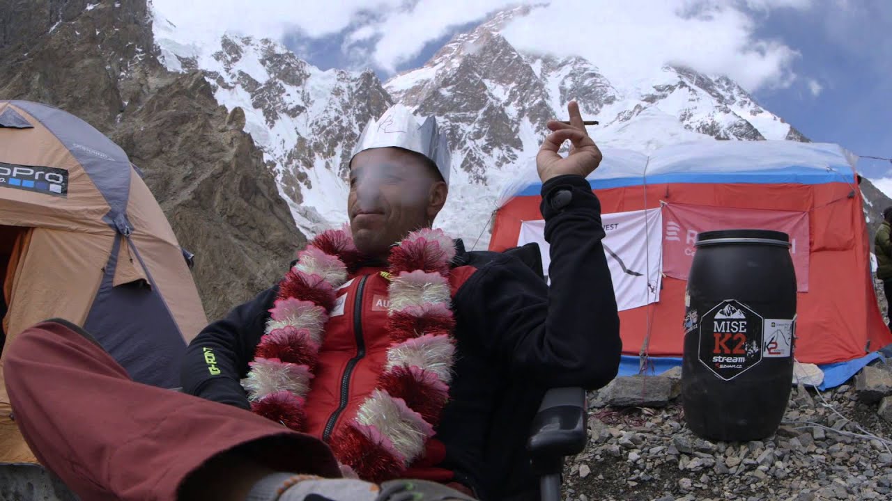 CESTA VZHŮRU - Jak jsme žili a natáčeli pod K2