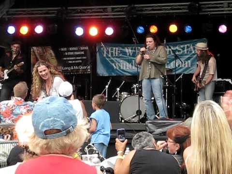 Dana Fuchs - The 2010 Windsor International Bluesf...