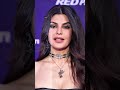 Who is the beautiful #bollywoodblogger #stylemake #bollywoodtrends #desioutfits  #indianlook