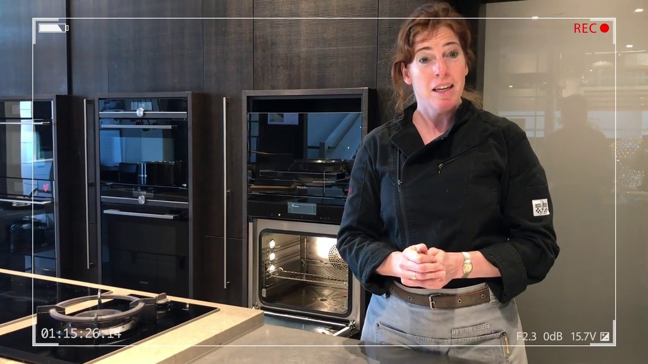 Hoe bereid je mosselen in een stoomoven?