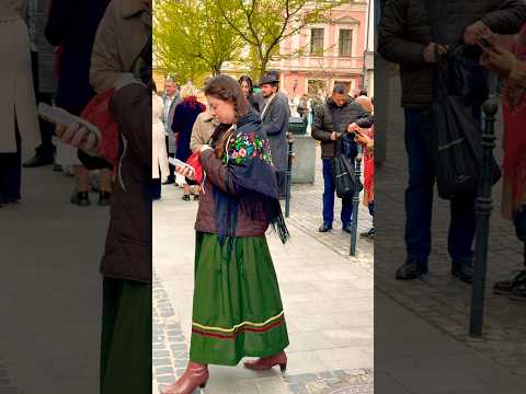 Які люди, таке й життя. Львів Великдень. #львівплощаринок