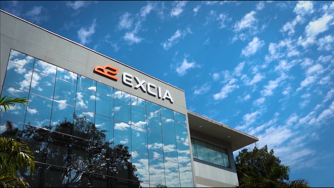 Institucional Excia - YouTube