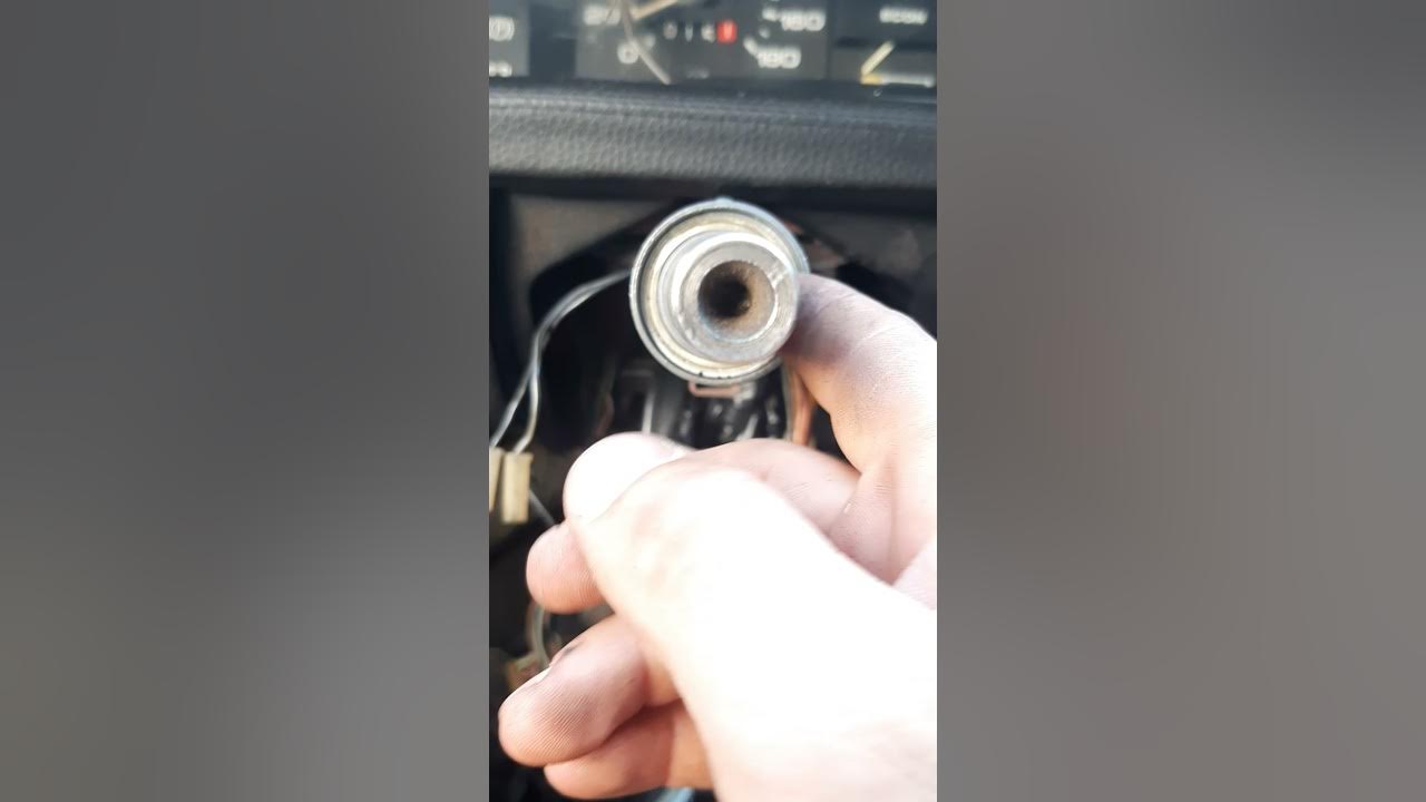 Замена подшипников рулевого вала Lada 2115, 1,5 л, 2006 года своими руками DRI