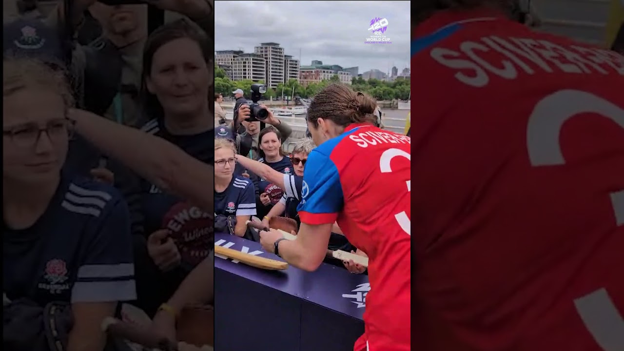 Home captain Nat Sciver-Brunt is a fan favourite at the Women’s #T20WorldCup Captains’ Carnival 😍