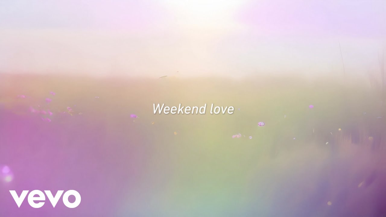 Carly Rae Jepsen - Weekend Love (Official Lyric Video)