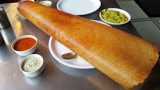 PAPER DOSA, INDIAN FOOD, HUGE PAPER DOSA MADE IN AN INDIAN FOOD RESTAURANT