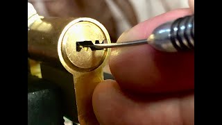 видео: Вскрытие цилиндра MasterLock.(8pin+слайдера) +79031440676  картинка: Вскрытие цилиндра MasterLock.(8pin+слайдера) +79031440676