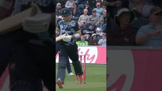 Alex Hortons Crunching Shots In The Vitality Blast
