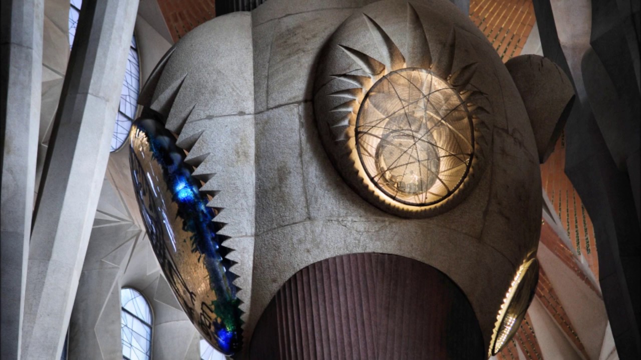 Sagrada Familia psychedelic tour