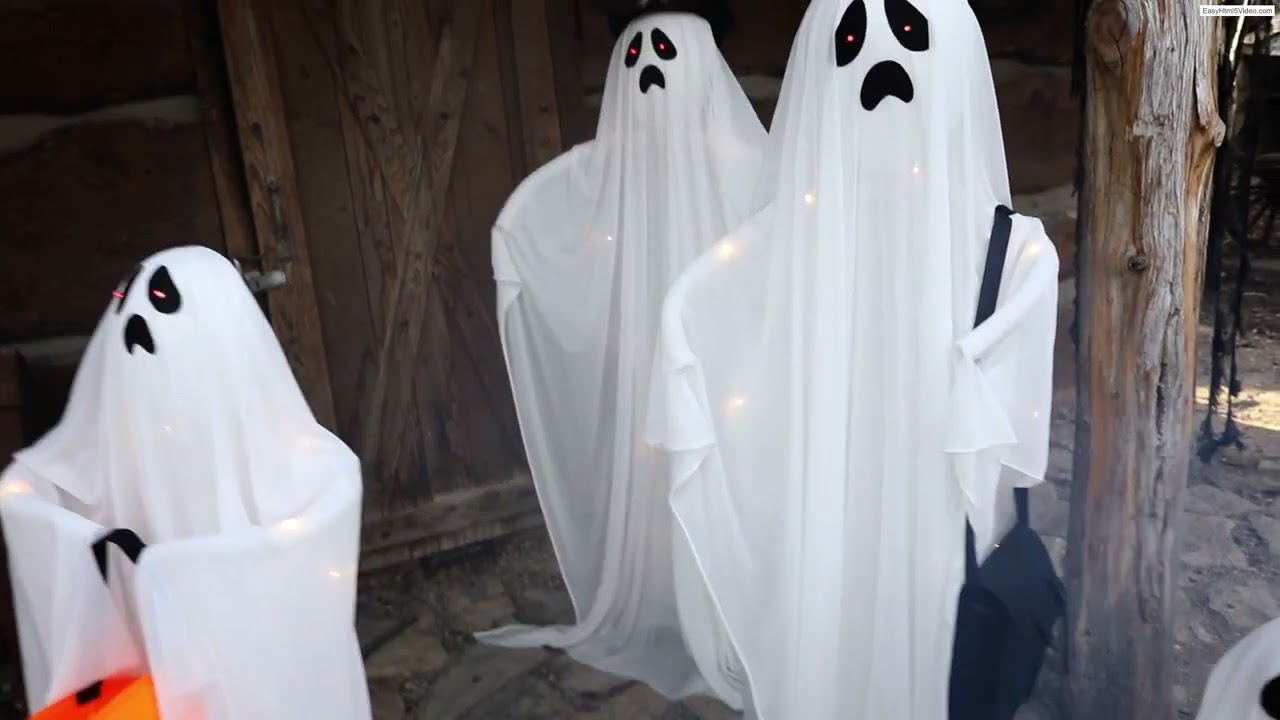 LIGHTED UP STANDING GHOST FAMILY