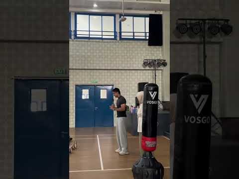 jadi guru disekolah gala