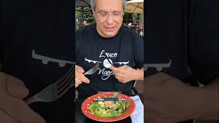 Salada Incrível! Restaurante à Beira do Lago -  Uma Experiência Única