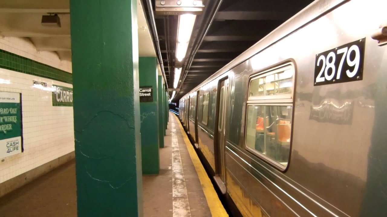 NYC Subway: Court Sq bound R68 G train at Carroll St - YouTube