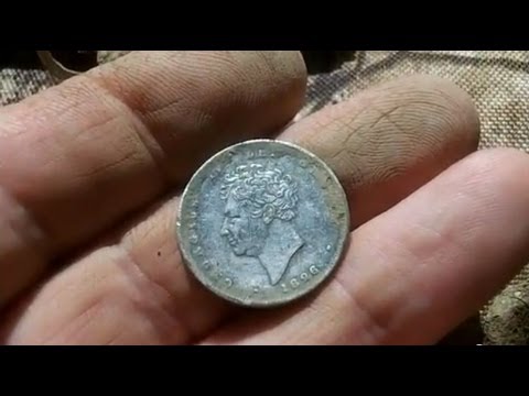 Dating old metal buttons