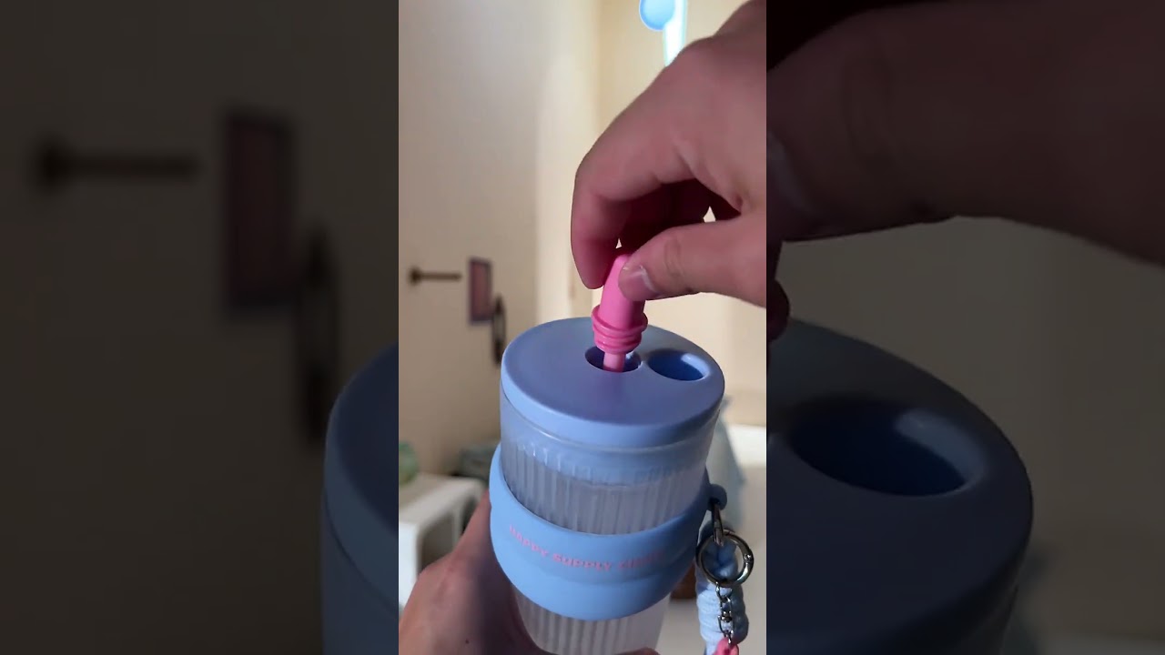 Hydrate & smile: sip vitality all day long! 