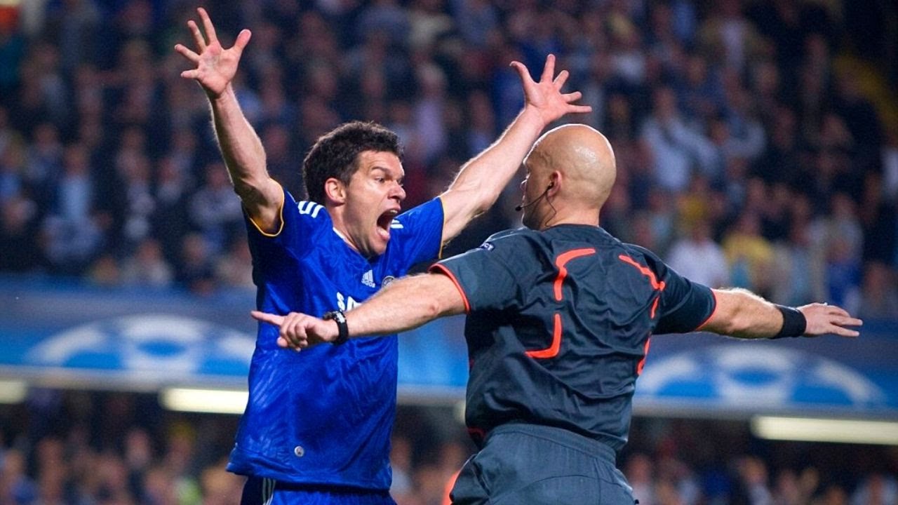The Day Referee Broken Heart Chelsea For Barcelona Youtube The Day Referee Broken Heart Chelsea For Barcelona Youtube