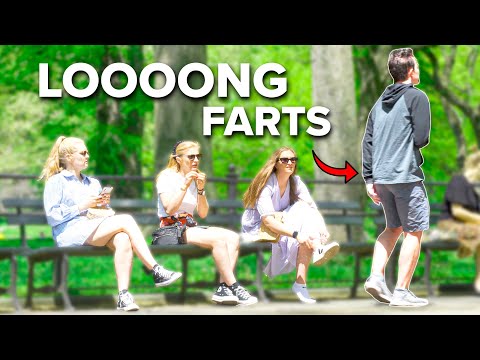 LONG FARTS in Central Park! Wet Fart Prank!