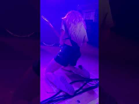 One Woman Show thumbnail