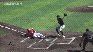 Lamar clinches series with SFA
