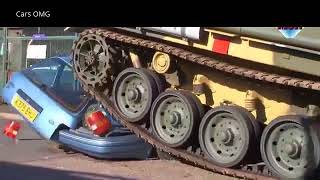 Tank Smash Car Compilation screenshot 2