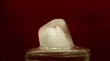 Time lapse ice cube - pulsing time - Arduino-triggered shutter