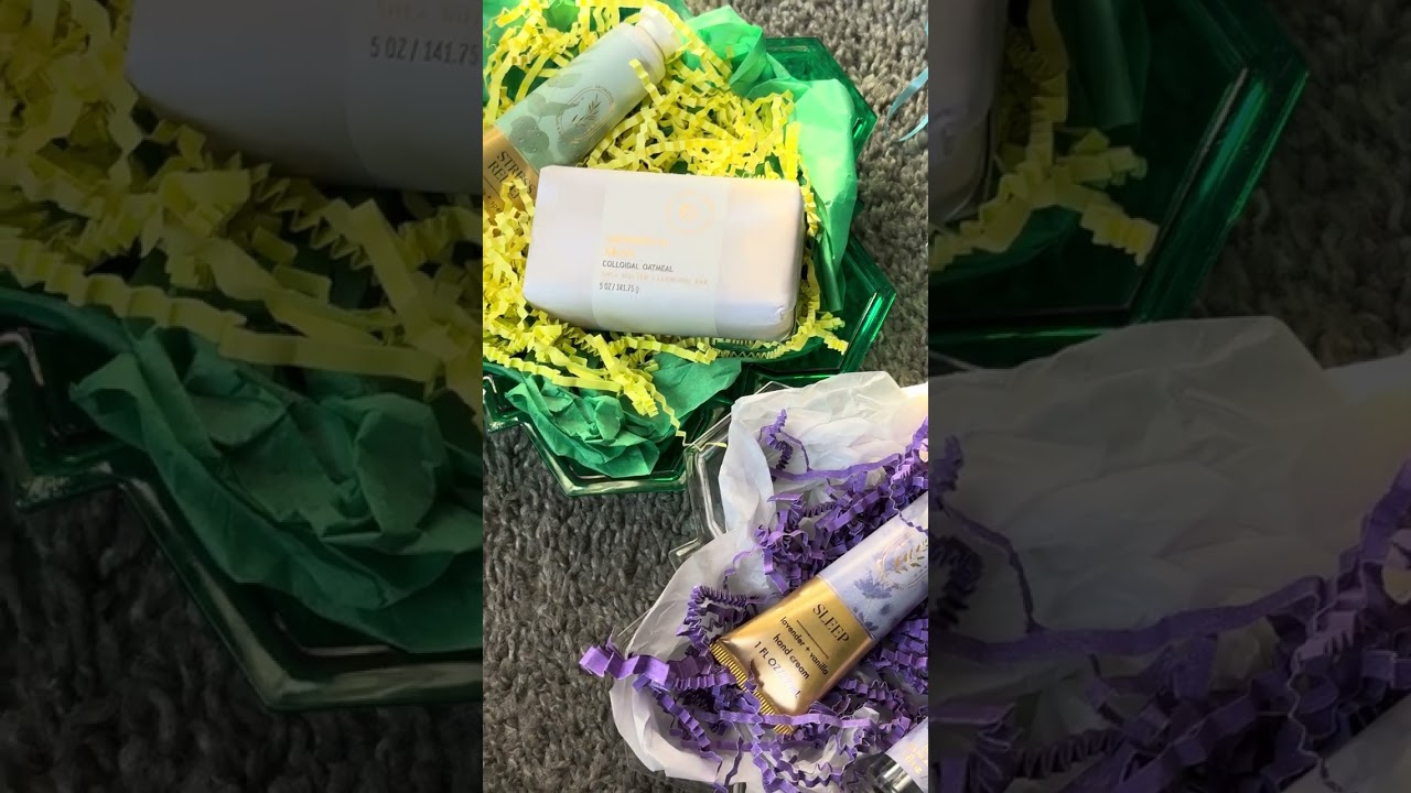 Frennn💕 a 2pc for the win! Super cute self care gift anyone can give. 