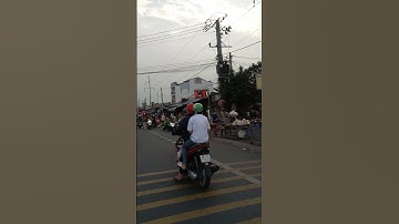 Chợ công nhân cuối chiều gần khu công nghiệp Tân Hương, Tiền Giang #industrialpark #streetmarket