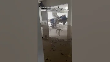 We Gotta Get Out Of Here Home Vanishes Underwater 