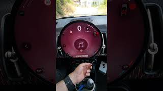 Yeni Mini Countrymannin Sürüş Modları Dikkat Çekiyor. Otomobilin Yaklaşık 8 Farklı Sürüş Modu Var.