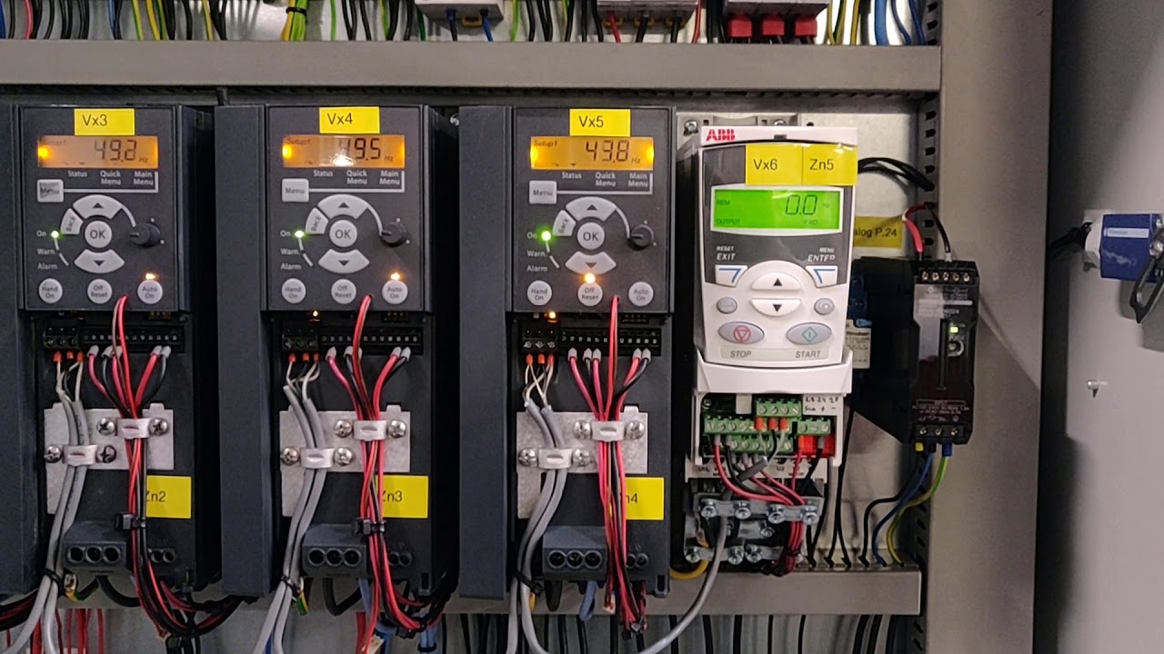 Danfoss Micro VLT FC 51 Remote OFF to AUTO trigger. - YouTube