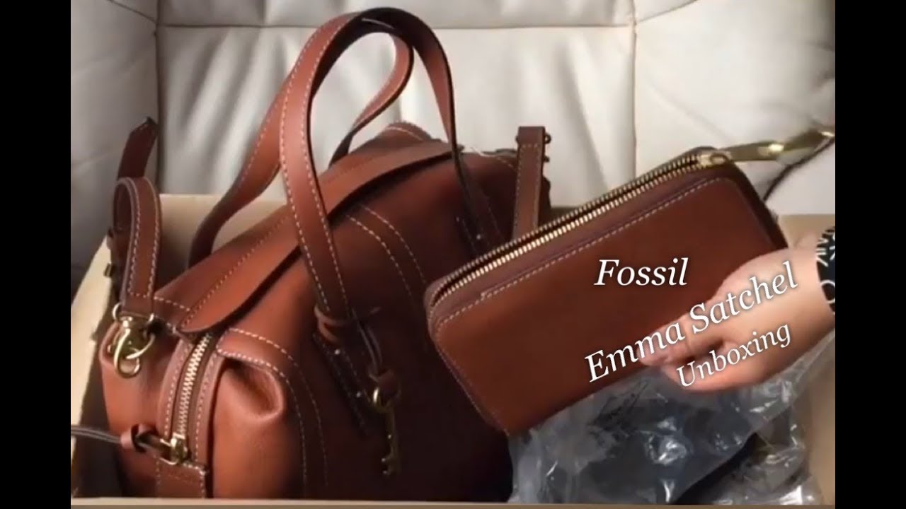 fossil emma wristlet