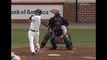 SEA@BAL: Roberts leads off with a solo blast