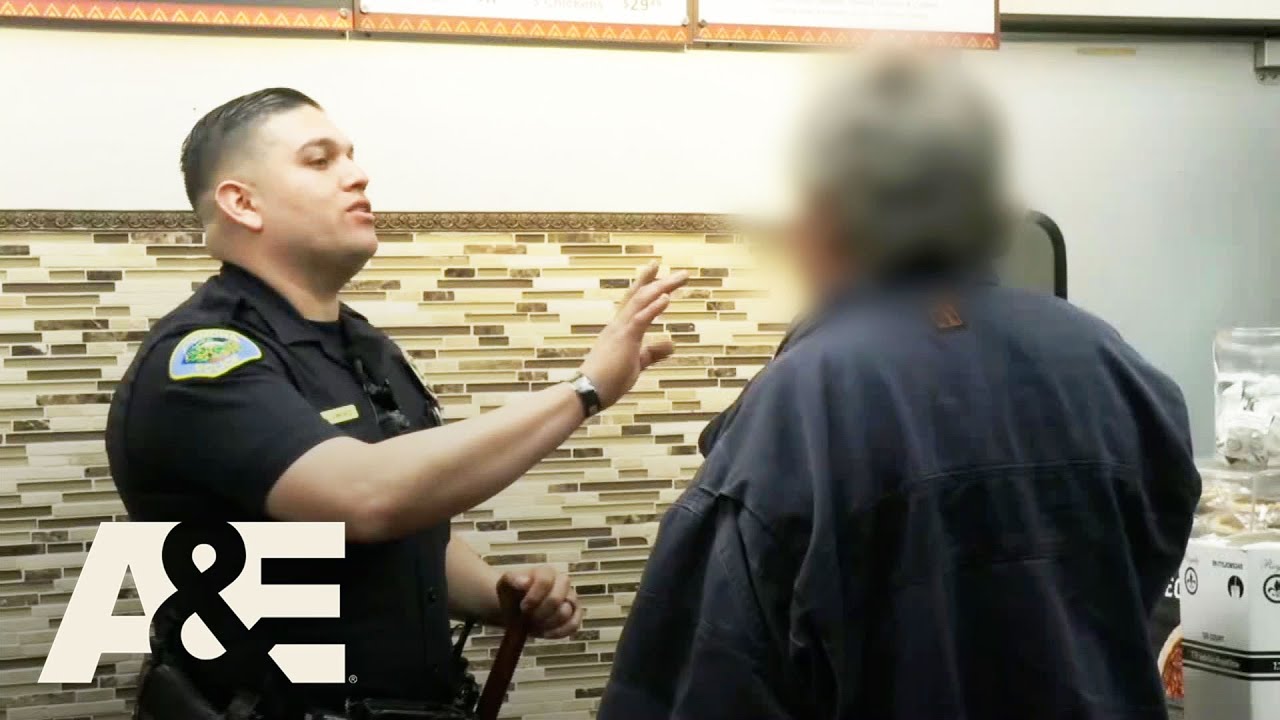 Live PD: Greatest Shifts – Officer Helps to Resolve Ranch Dressing Dispute at Restaurant | A&E