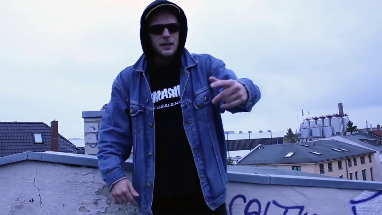 PÖBEL MC   Pubertär Harmlos Unappetitlich beat by Tis L clip officiel