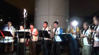1041114汐止火車站前募款sax演出:我是一片雲