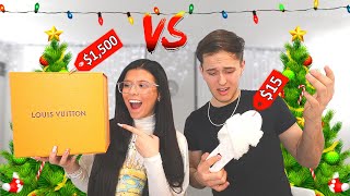 CHEAP VS EXPENSIVE CHRISTMAS PRESENTS CHALLENGE 🎁