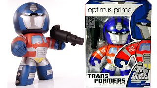 OPTIMUS PRIME reviews Optimus Prime (Mighty Muggs Exclusive)