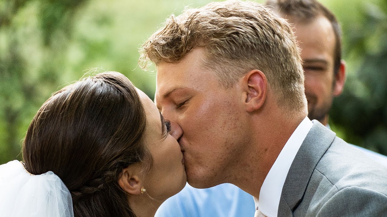 These Bride and Groom Letters will make you emotional | Backyard Wedding Trailer in Columbus, Ohio