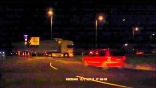 Lorry pulls out on me at roundabout