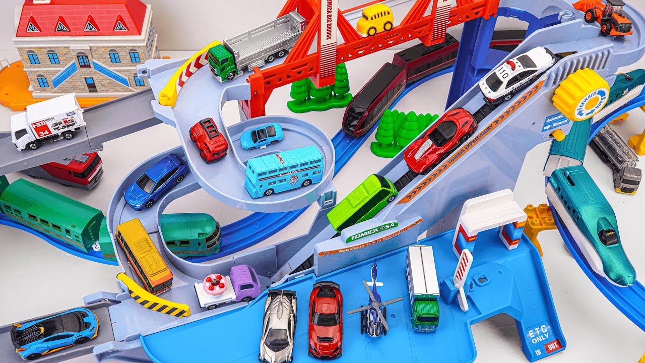 タカラトミー プラレール 新幹線シティタウン | タカラトミー トミカシティタウン 2スピードアクションハイウェイステーション