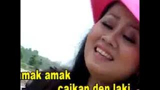 Perawan Tuo voc.  Tety Liyani