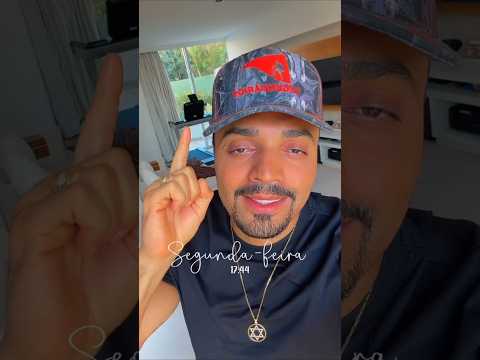 Tirullipa ficou ausente esses dias pois ele estava participando do Legendários