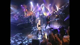 Joan Jett - I Hate Myself For Loving You [ HQ Live ] chords