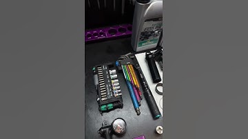 inside of Fox float x2 factory 2022 full service