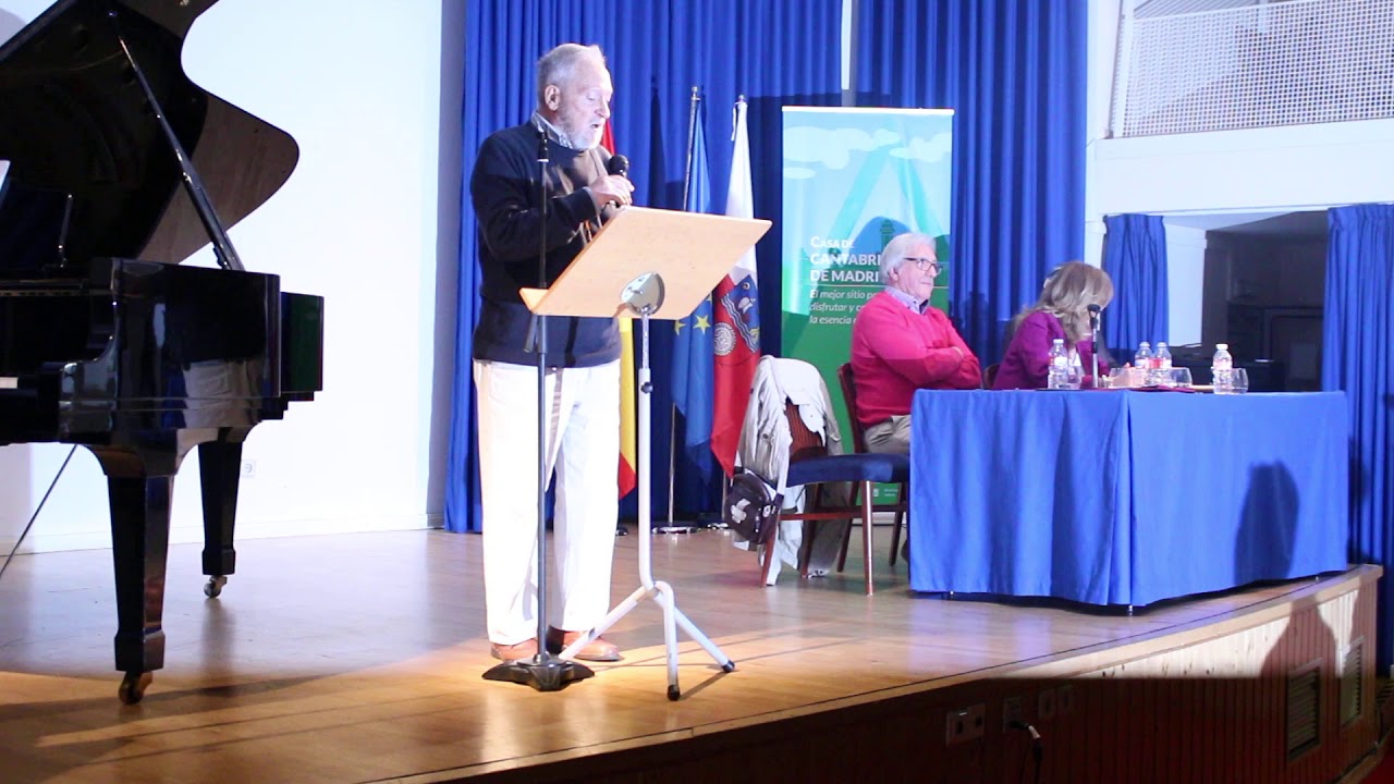 Joaquín Muñoz Calero en Casa de Cantabria XV aniversario Tertulia Versos Pintados del Café Gijón